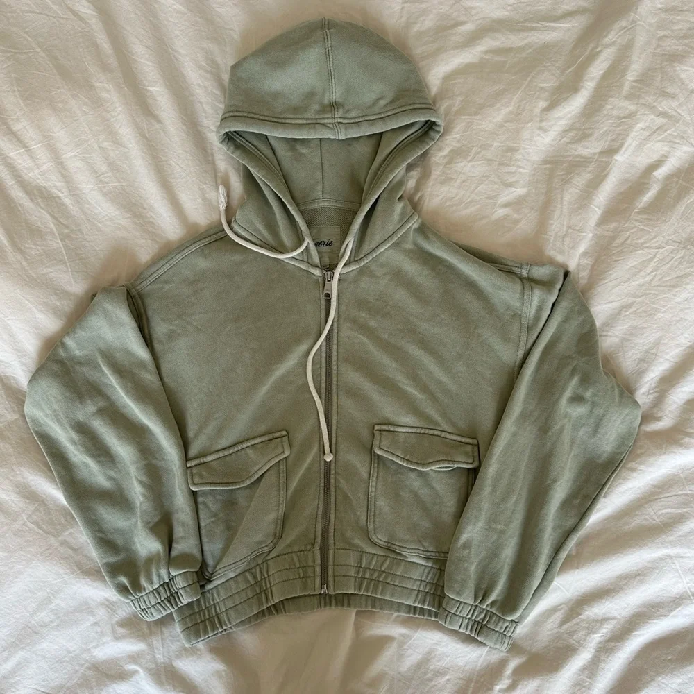 Aerie Sage Green Cropped Zip Up Hoodie- Size S - Picture 1 of 4